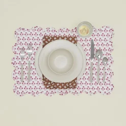 Abigail Scalloped Quilted Placemat