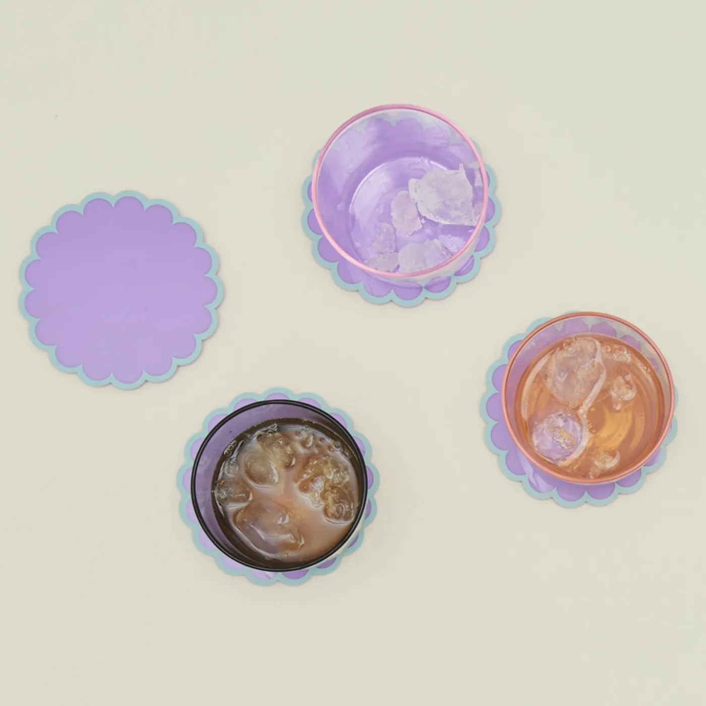 Acrylic Scalloped Coaster, Set of 4