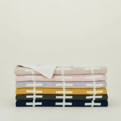 Cross Knit Throw