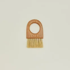Curly Cherry Brush