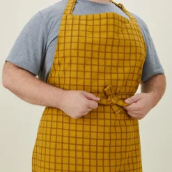 Essential Check Apron