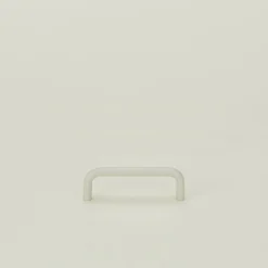 Essential Drawer Pull