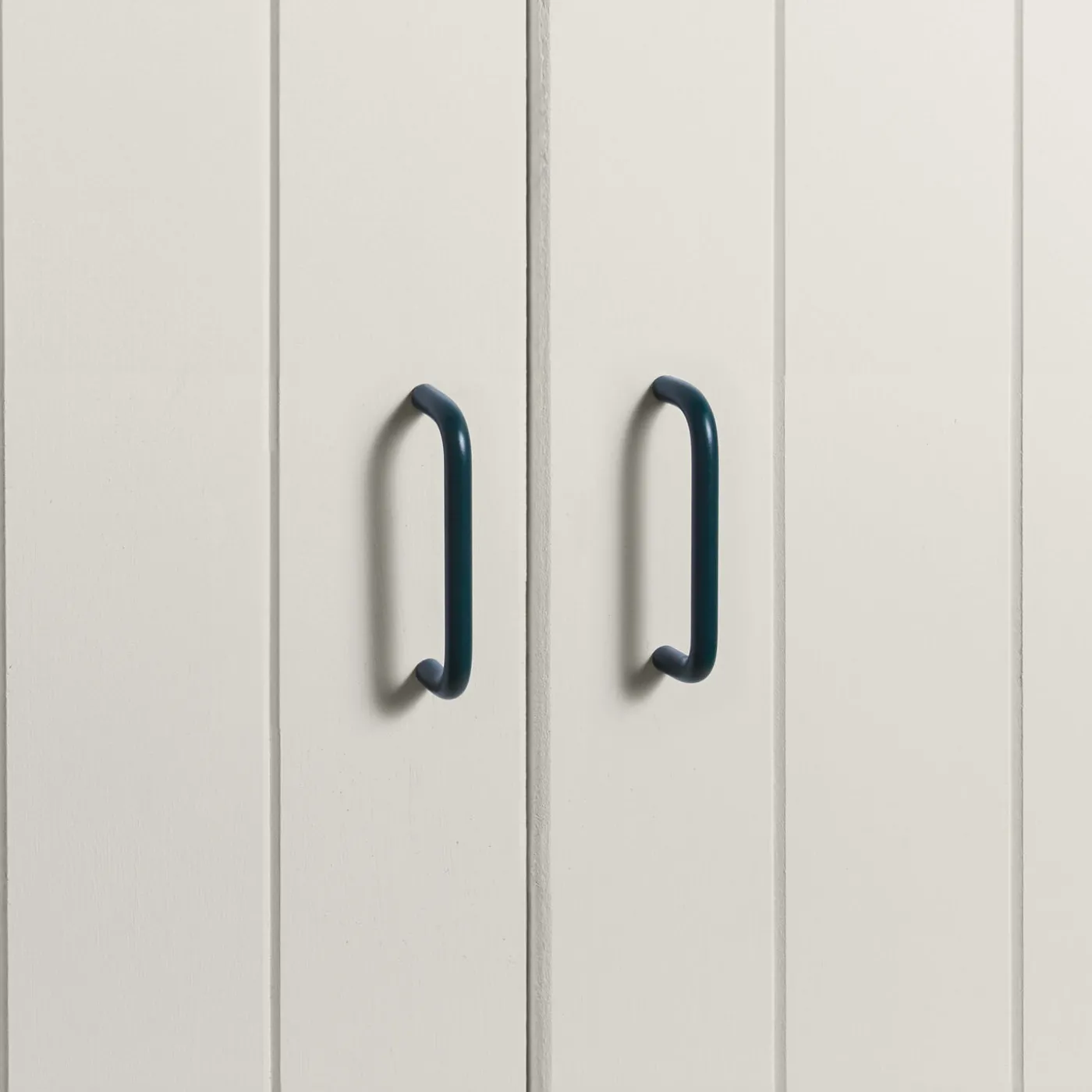 Essential Drawer Pull