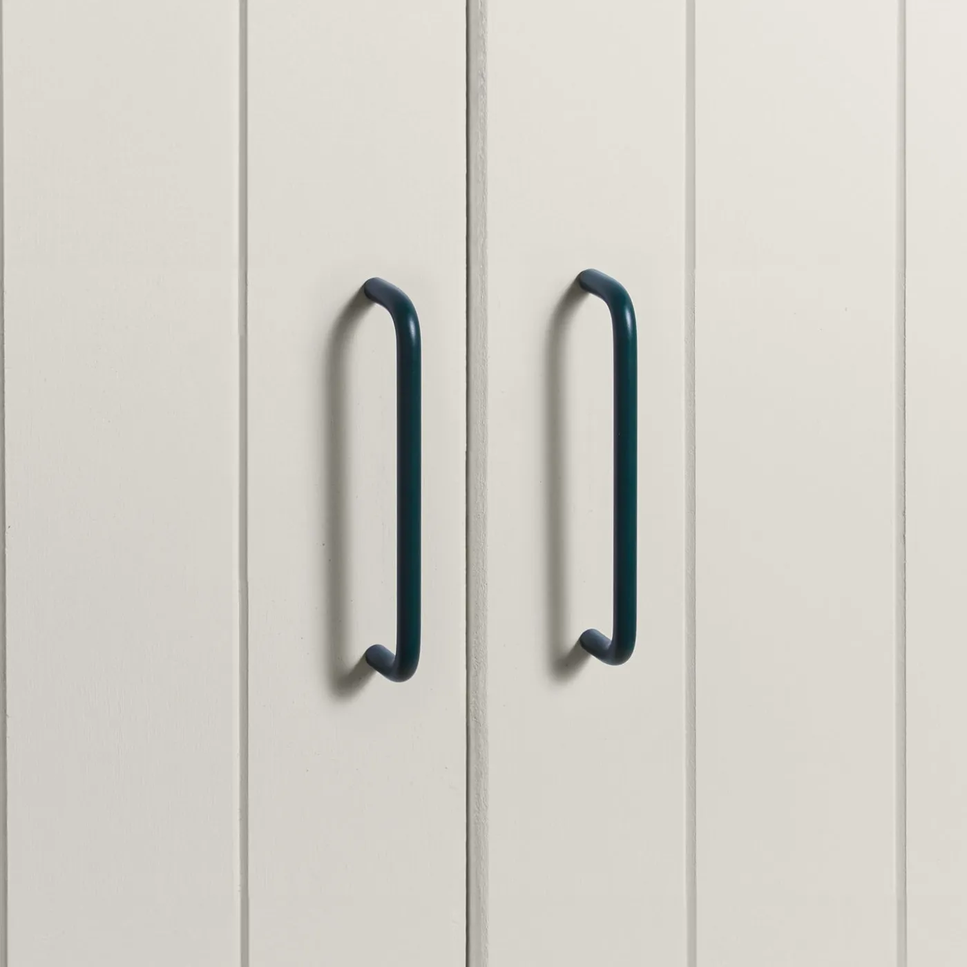 Essential Drawer Pull