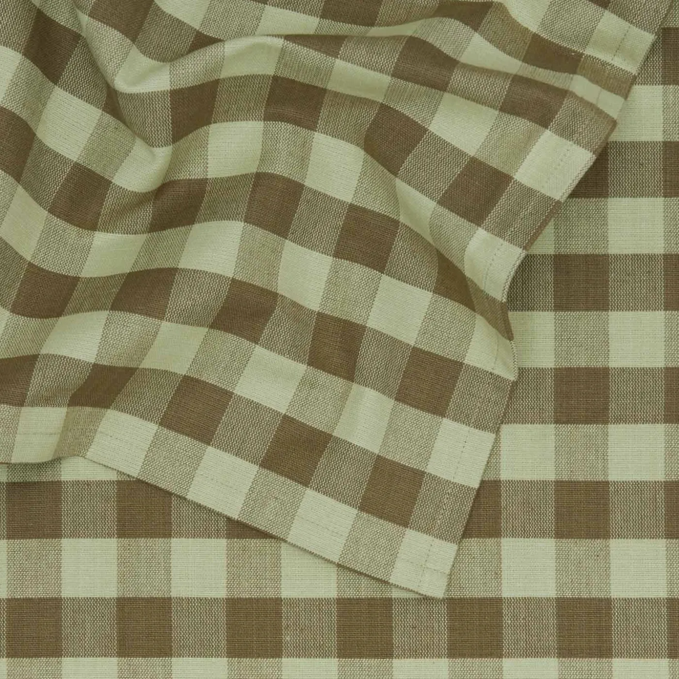 Essential Gingham Tablecloth