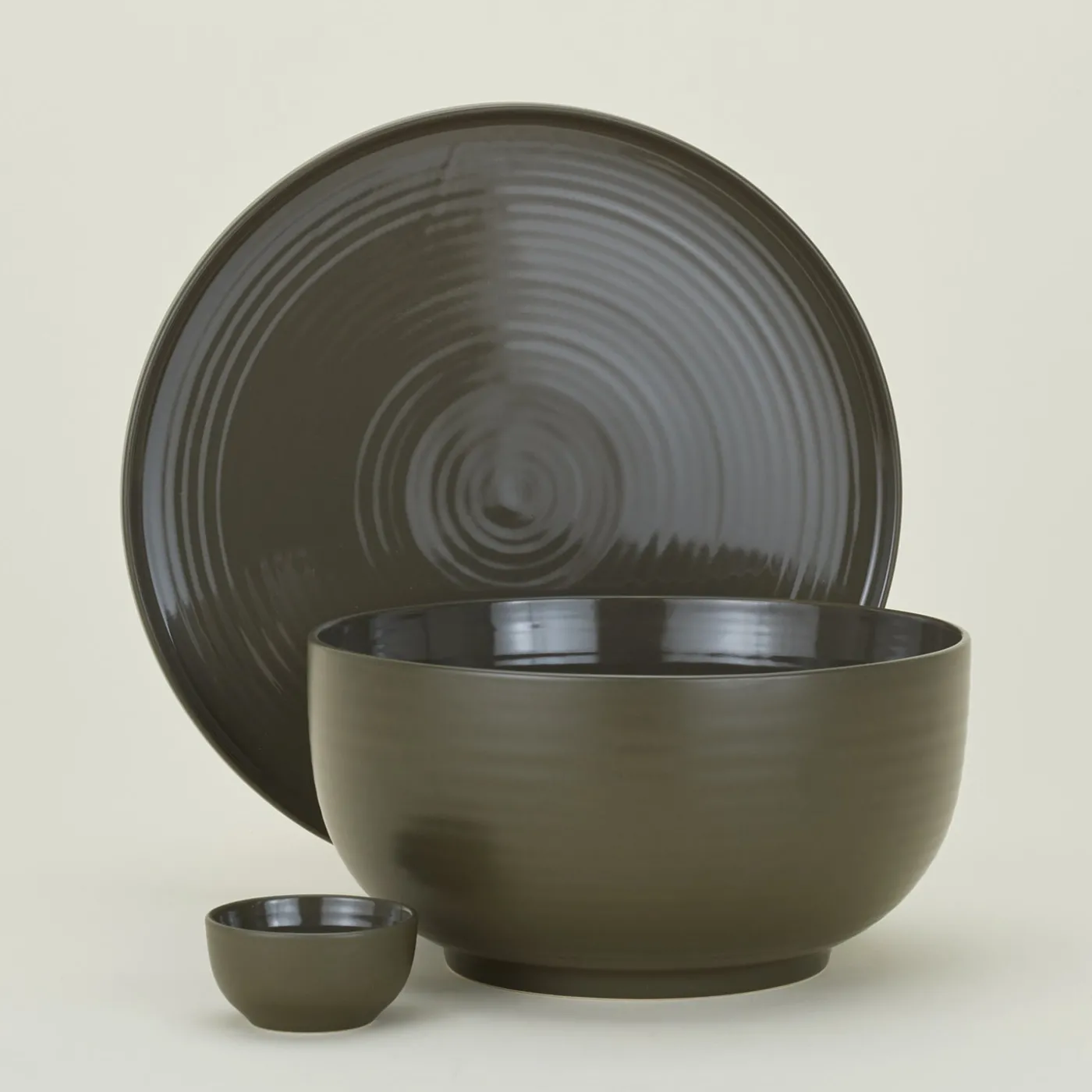 Essential Serving Bowl