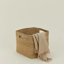 Essential Square Basket