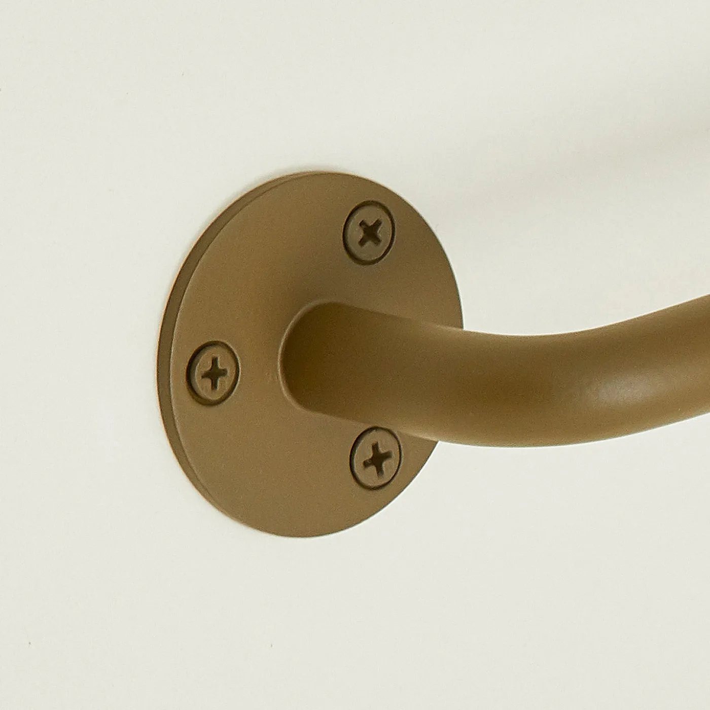 Essential Towel Bar