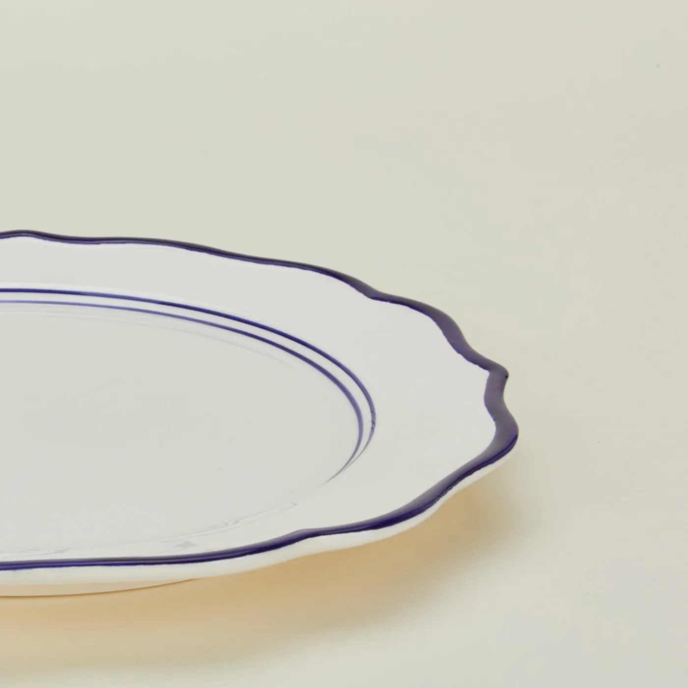 Ogee Edge Round Platter