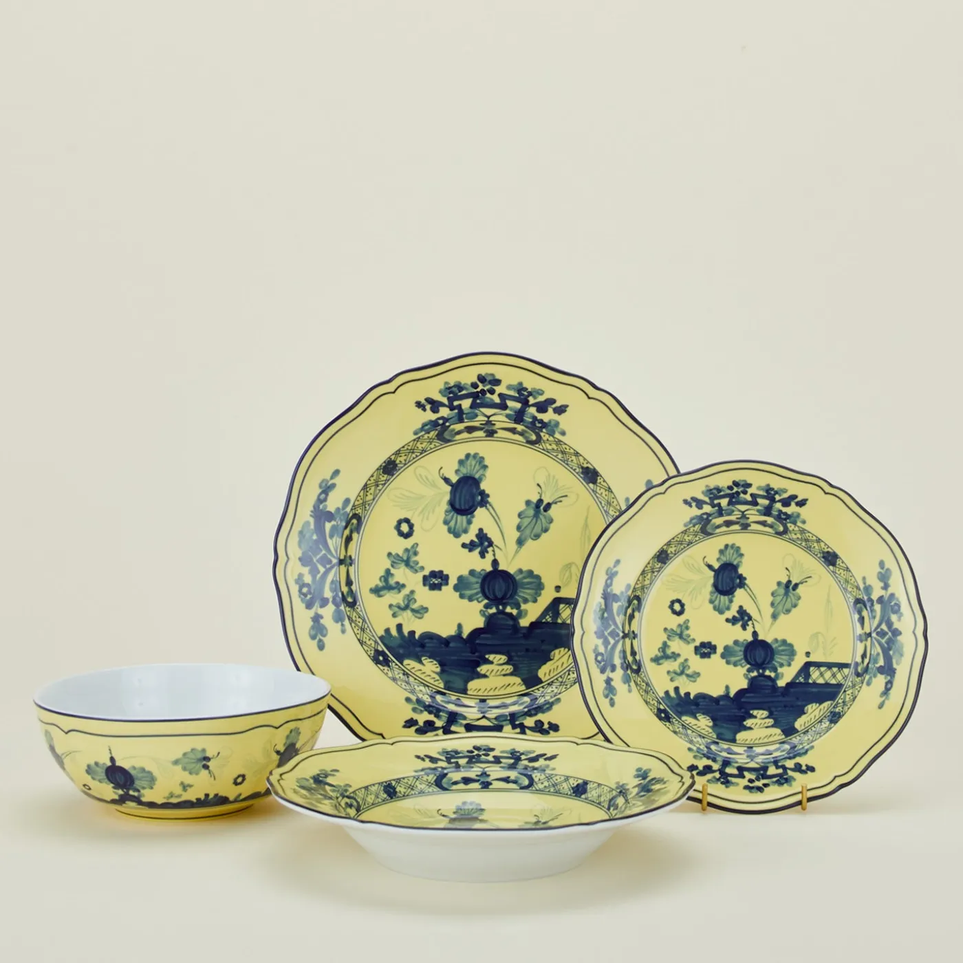 Oriente Italiano Bowl
