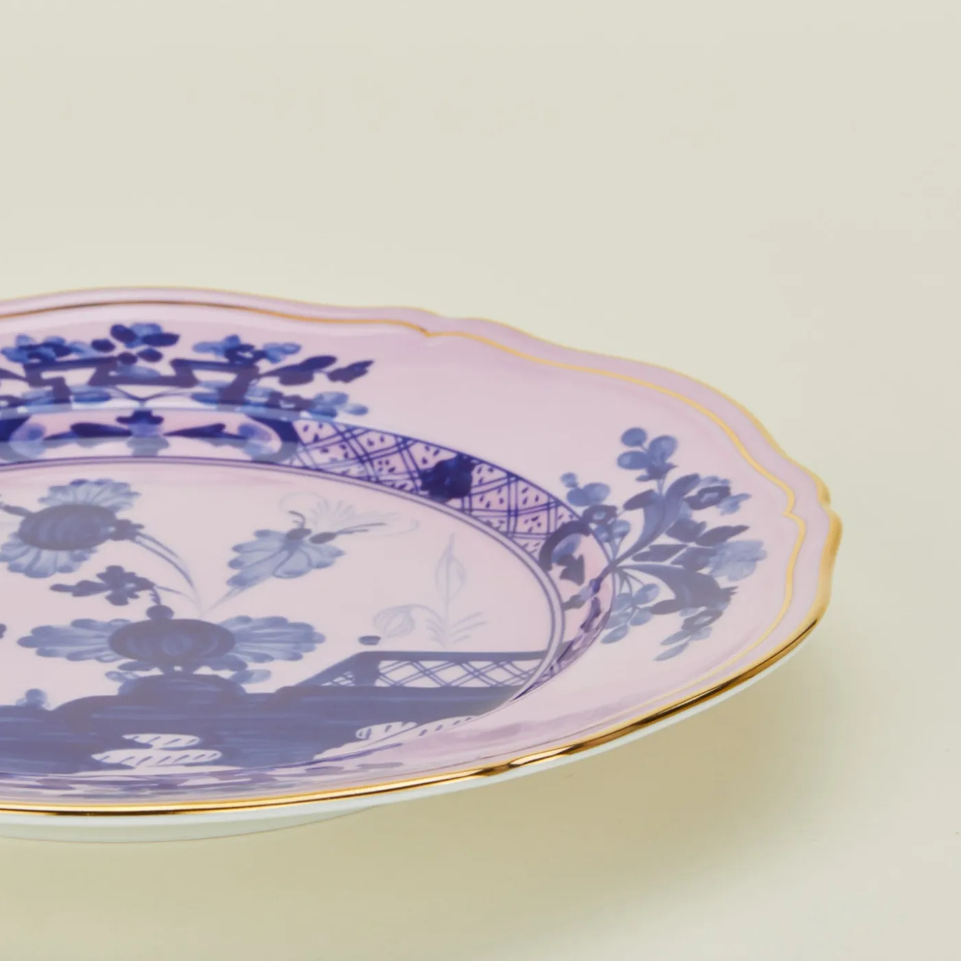 Oriente Italiano Dinner Plate