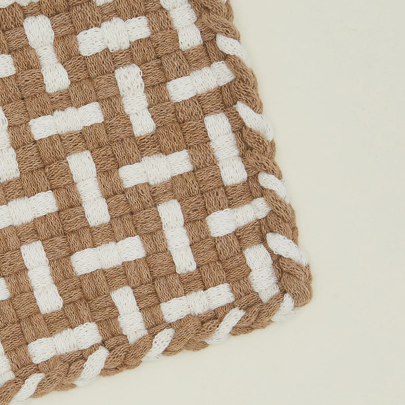 Parquet Handwoven Pot Holder