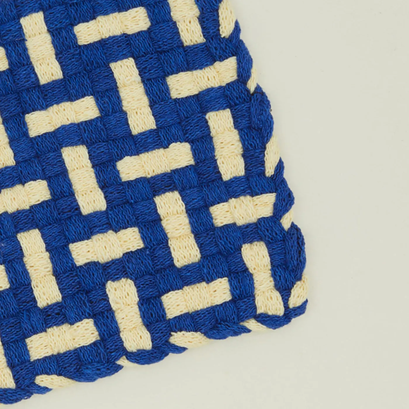 Parquet Handwoven Pot Holder