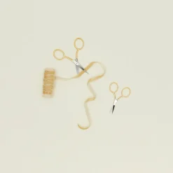 Ribbon Scissors