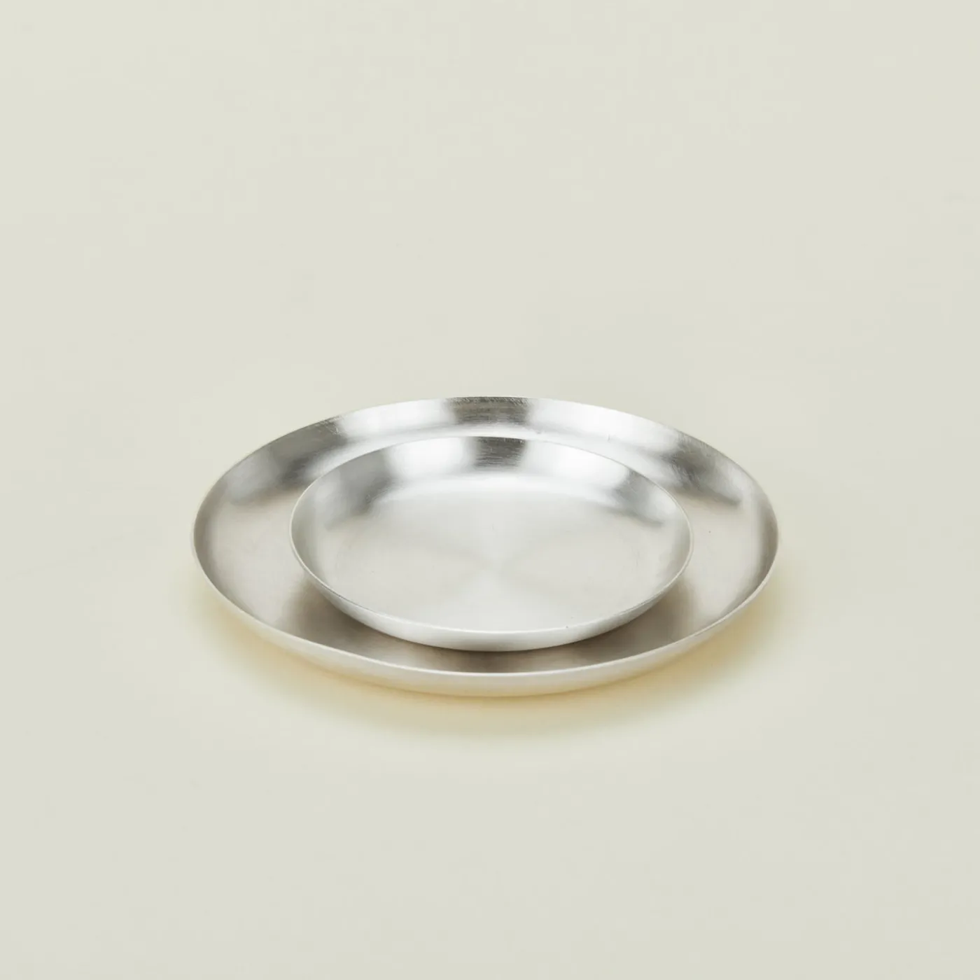 Round Silver Plate