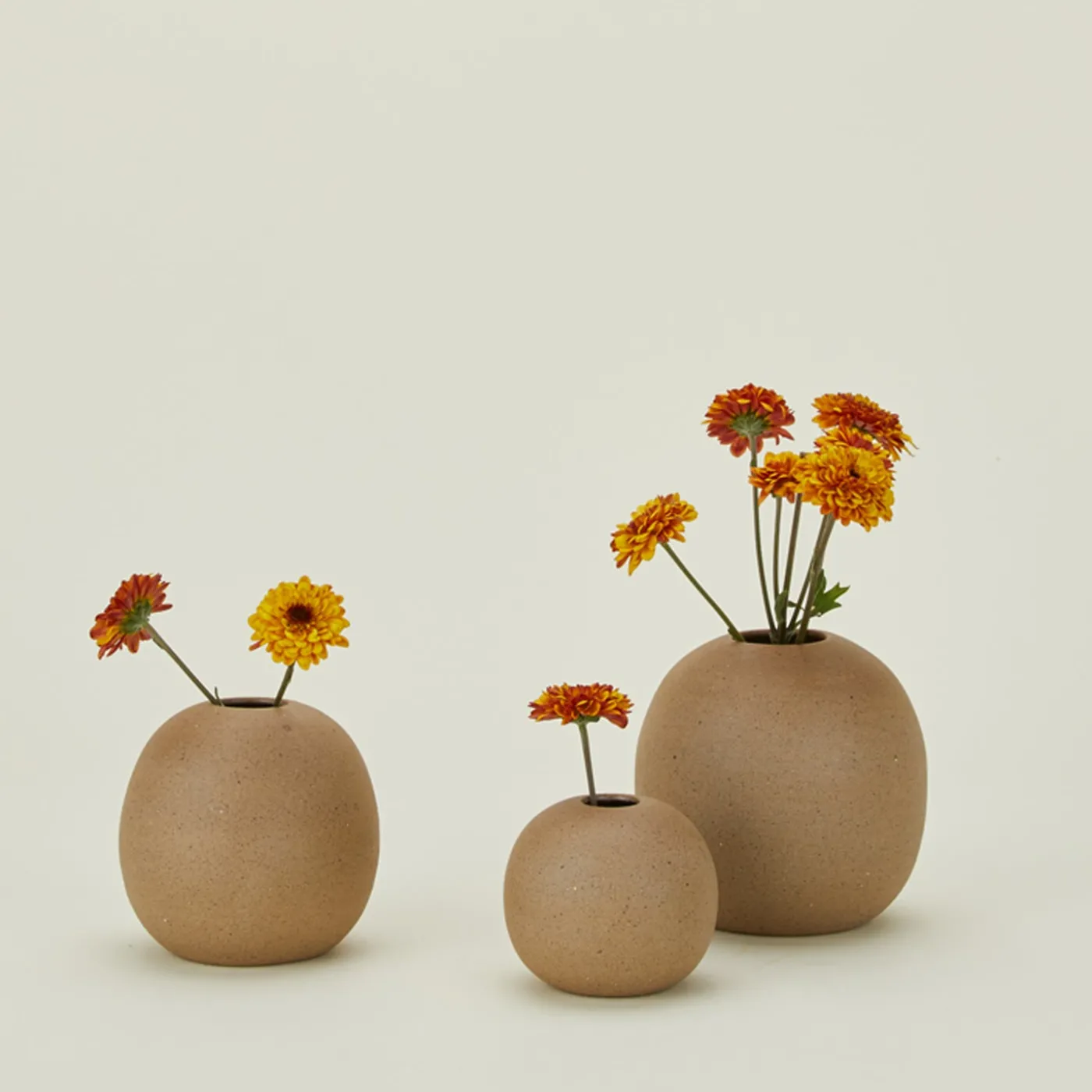Short Bola Vase