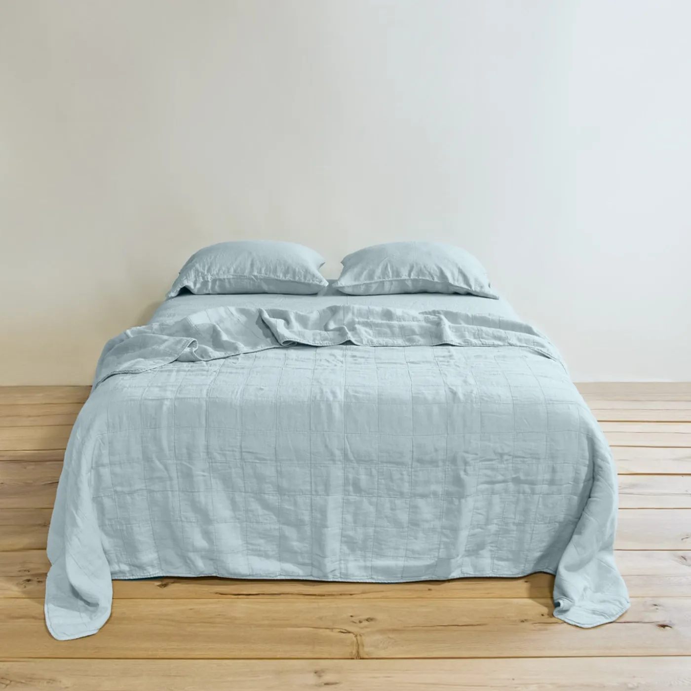Simple Linen Quilt