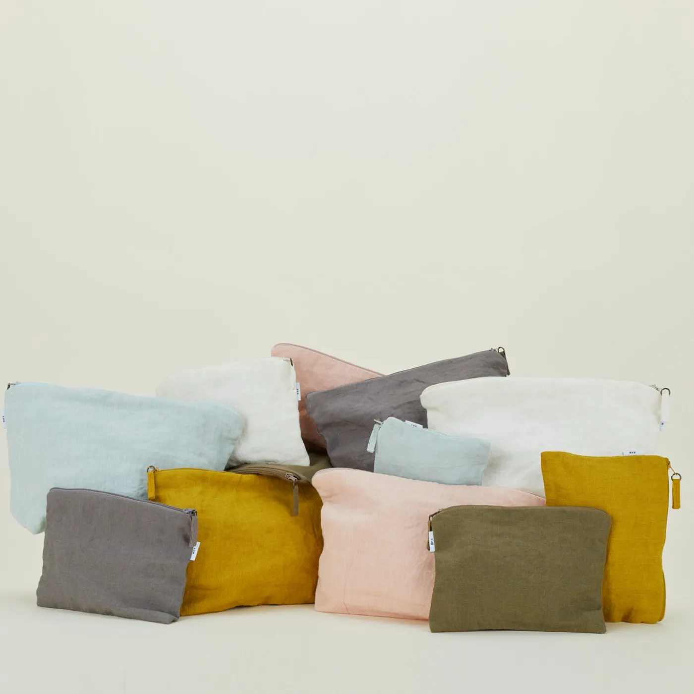 Simple Linen Zipper Pouch