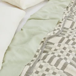 Simple Plaid Blanket