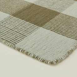 Simple Plaid Rug