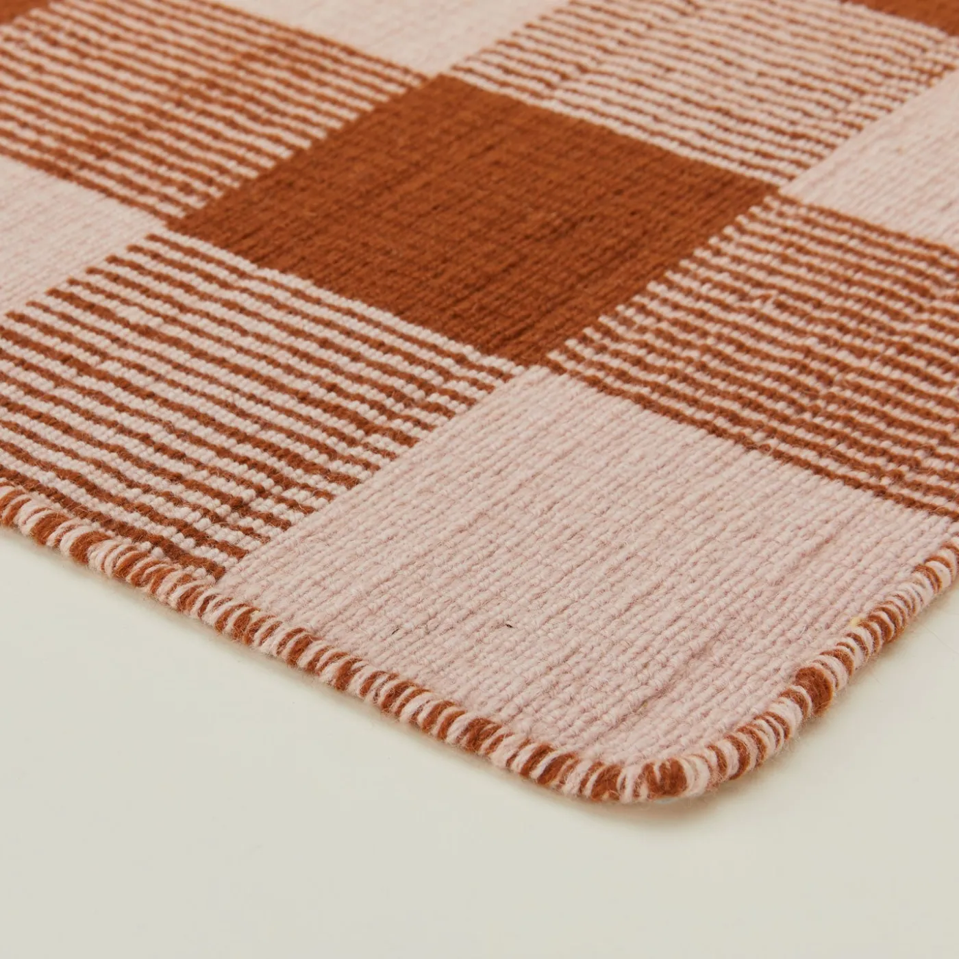 Simple Plaid Runner