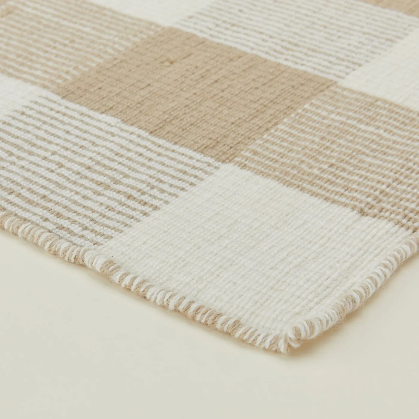 Simple Plaid Runner